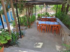 bozcaada zeytin suit pansiyon